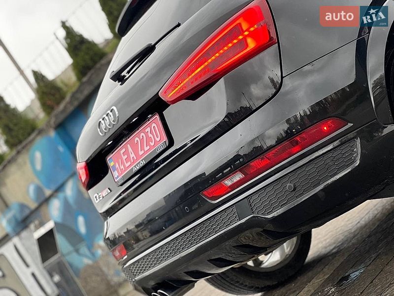 Внедорожник / Кроссовер Audi Q3 2016 в Дрогобыче