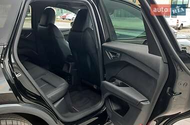 Внедорожник / Кроссовер Audi Q4 e-tron 2021 в 