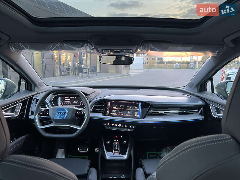 Позашляховик / Кросовер Audi Q4 e-tron 2023 в Івано-Франківську