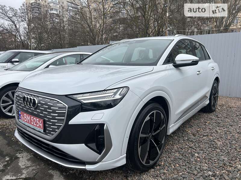 Позашляховик / Кросовер Audi Q4 e-tron 2023 в Одесі