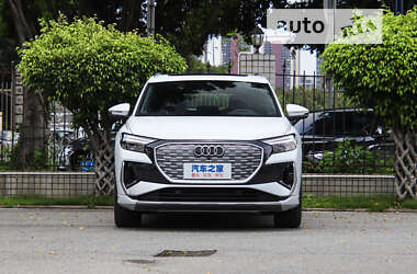 Audi Q4 e-tron 2024