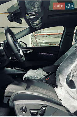 Audi Q4 e-tron 2023 Audi Q4 e-tron 2023