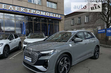 Внедорожник / Кроссовер Audi Q4 e-tron 2024 в Киеве
