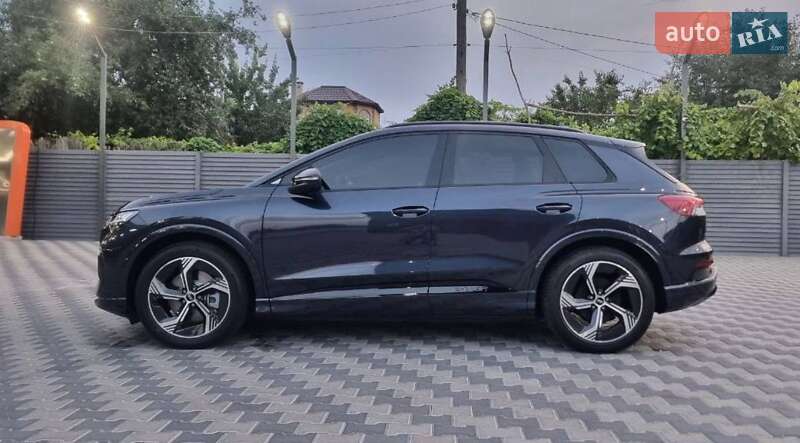 Позашляховик / Кросовер Audi Q4 e-tron 2024 в Харкові