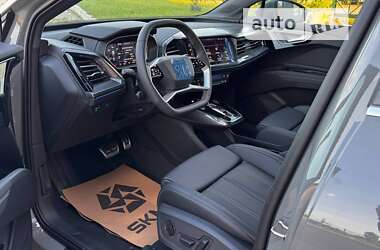 Позашляховик / Кросовер Audi Q4 e-tron 2024 в Львові