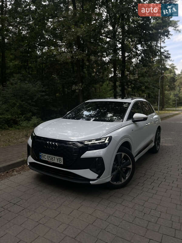 Audi Q4 e-tron 2023