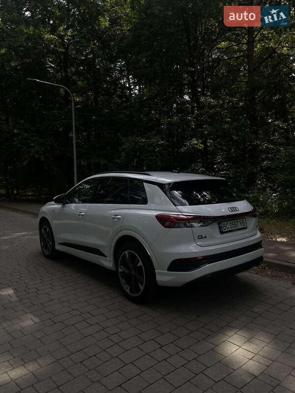 Позашляховик / Кросовер Audi Q4 e-tron 2023 в Львові