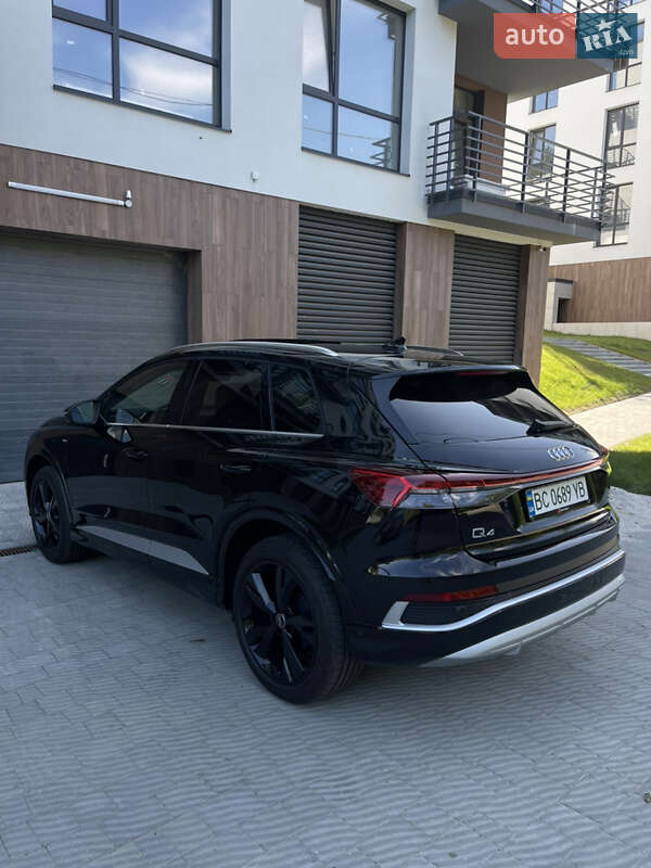 Внедорожник / Кроссовер Audi Q4 e-tron 2023 в Львове