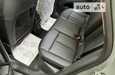 Audi Q4 e-tron 2024