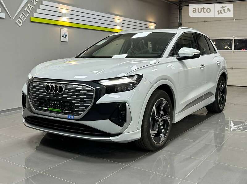 Внедорожник / Кроссовер Audi Q4 e-tron 2024 в Киеве