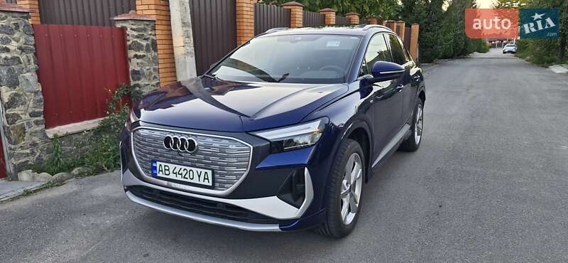 Позашляховик / Кросовер Audi Q4 e-tron 2023 в Вінниці