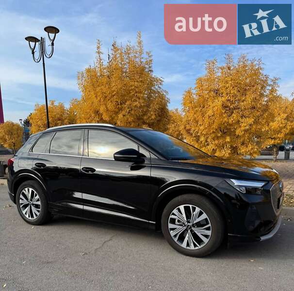 Внедорожник / Кроссовер Audi Q4 e-tron 2022 в Запорожье