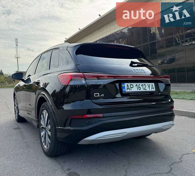 Внедорожник / Кроссовер Audi Q4 e-tron 2022 в Запорожье
