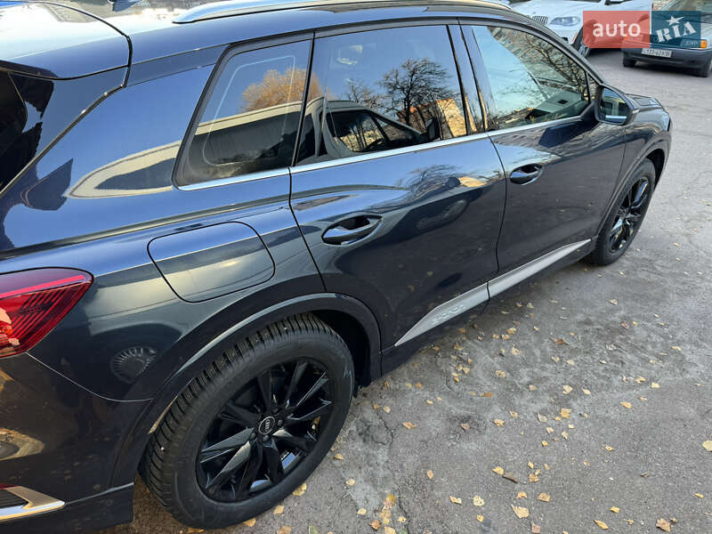 Позашляховик / Кросовер Audi Q4 e-tron 2023 в Києві