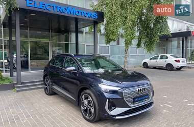 Audi Q4 e-tron 2024