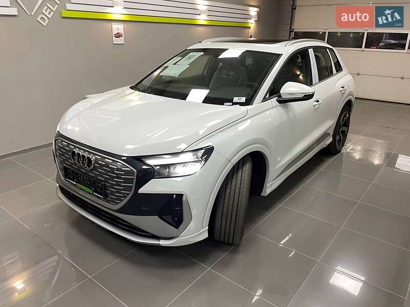 Внедорожник / Кроссовер Audi Q4 e-tron 2024 в Киеве