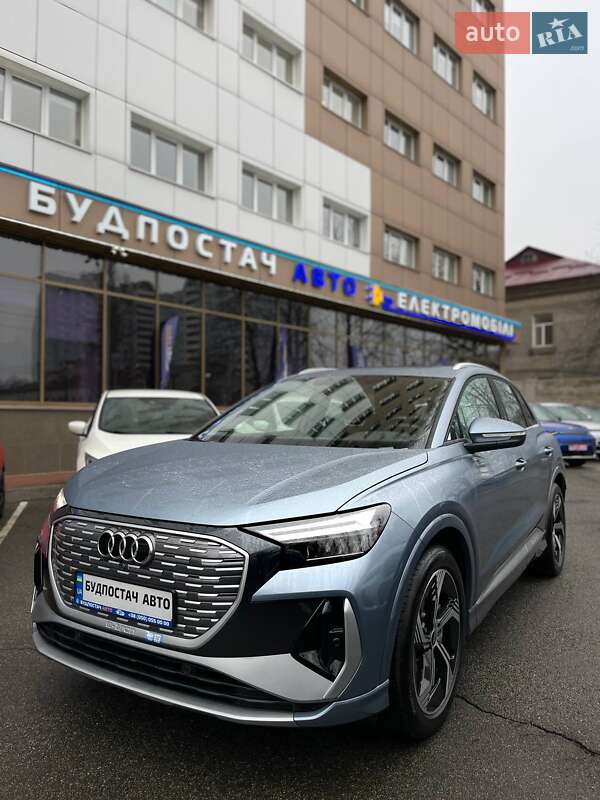 Внедорожник / Кроссовер Audi Q4 e-tron 2024 в Киеве