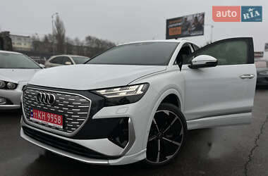 Позашляховик / Кросовер Audi Q4 e-tron 2024 в Полтаві