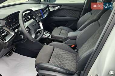 Внедорожник / Кроссовер Audi Q4 e-tron 2023 в 