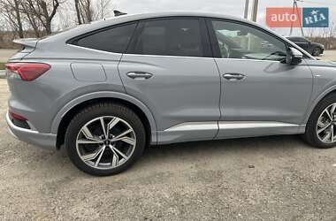 Внедорожник / Кроссовер Audi Q4 e-tron 2022 в Киеве фото 22 Внедорожник / Кроссовер Audi Q4 e-tron 2022 в Киеве