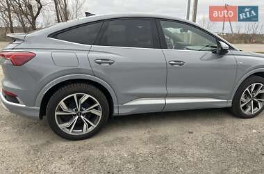 Внедорожник / Кроссовер Audi Q4 e-tron 2022 в Киеве фото 23 Внедорожник / Кроссовер Audi Q4 e-tron 2022 в Киеве