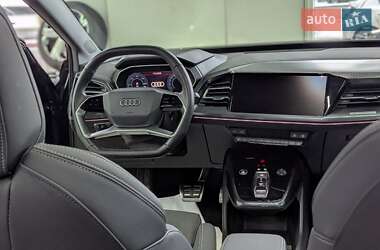 Внедорожник / Кроссовер Audi Q4 e-tron 2023 в 