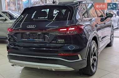 Внедорожник / Кроссовер Audi Q4 e-tron 2023 в 