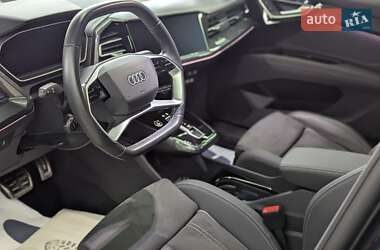 Внедорожник / Кроссовер Audi Q4 e-tron 2023 в 