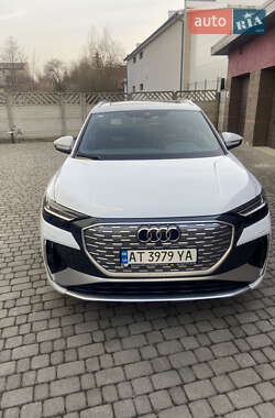 Внедорожник / Кроссовер Audi Q4 e-tron 2023 в 