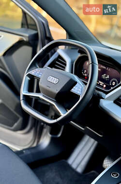 Внедорожник / Кроссовер Audi Q4 e-tron 2023 в 