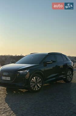 Внедорожник / Кроссовер Audi Q4 e-tron 2021 в 