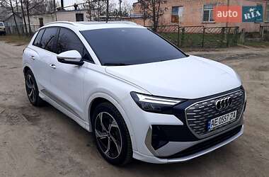 Audi Q4 e-tron 2023 Audi Q4 e-tron 2023