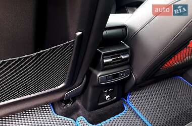 Внедорожник / Кроссовер Audi Q4 e-tron 2023 в 
