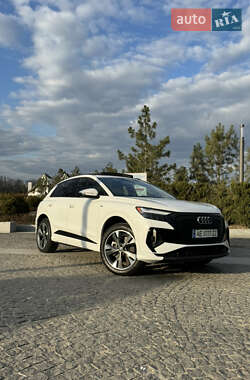 Audi Q4 e-tron 2023