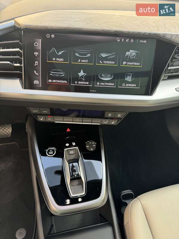Внедорожник / Кроссовер Audi Q4 e-tron 2023 в Днепре