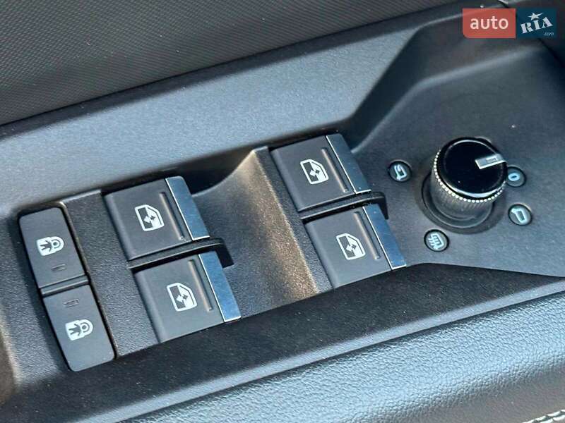 Внедорожник / Кроссовер Audi Q4 e-tron 2022 в Киеве