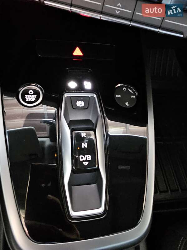 Внедорожник / Кроссовер Audi Q4 e-tron 2023 в Харькове