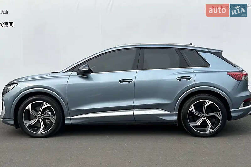 Внедорожник / Кроссовер Audi Q4 e-tron 2023 в Киеве