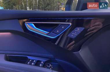 Внедорожник / Кроссовер Audi Q4 e-tron 2025 в 