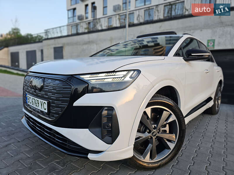 Внедорожник / Кроссовер Audi Q4 e-tron 2023 в Львове