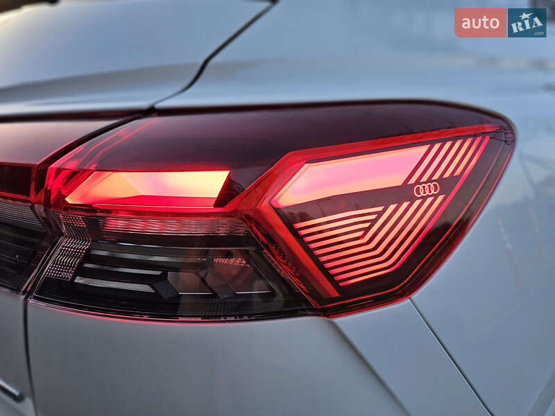 Внедорожник / Кроссовер Audi Q4 e-tron 2023 в Львове