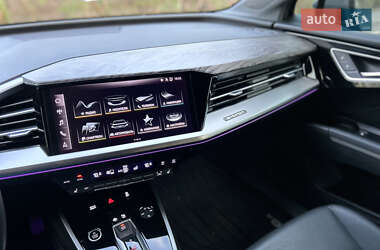 Внедорожник / Кроссовер Audi Q4 e-tron 2023 в 