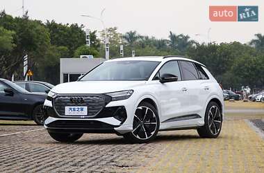 Audi Q4 e-tron 2025 Audi Q4 e-tron 2025