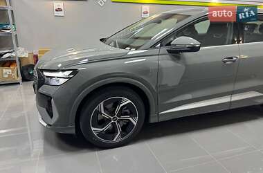 Внедорожник / Кроссовер Audi Q4 e-tron 2025 в 