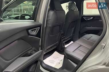 Внедорожник / Кроссовер Audi Q4 e-tron 2025 в 