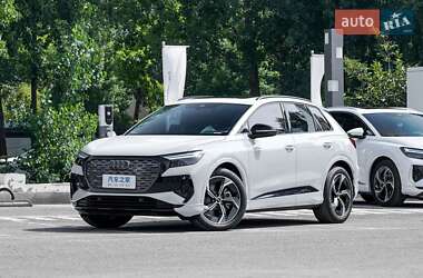 Audi Q4 e-tron 2024 Audi Q4 e-tron 2024
