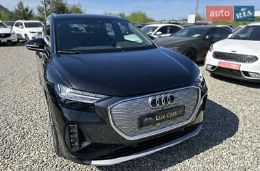 Внедорожник / Кроссовер Audi Q4 e-tron 2021 в 