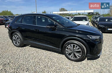 Внедорожник / Кроссовер Audi Q4 e-tron 2021 в 