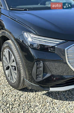 Внедорожник / Кроссовер Audi Q4 e-tron 2021 в 