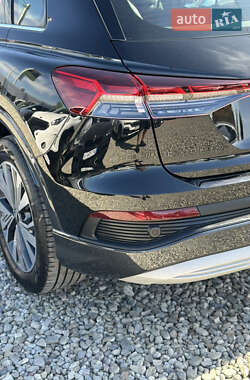 Внедорожник / Кроссовер Audi Q4 e-tron 2021 в 